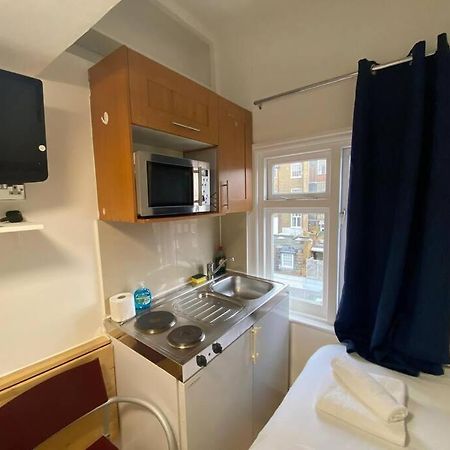 F14- Single Studio Shared Shower/Toilet Near Paddington Londen Buitenkant foto